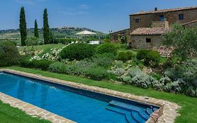 Villa Pienza, Val Dorcia Luxury Accommodation With Pool And Ac For 12 Persons